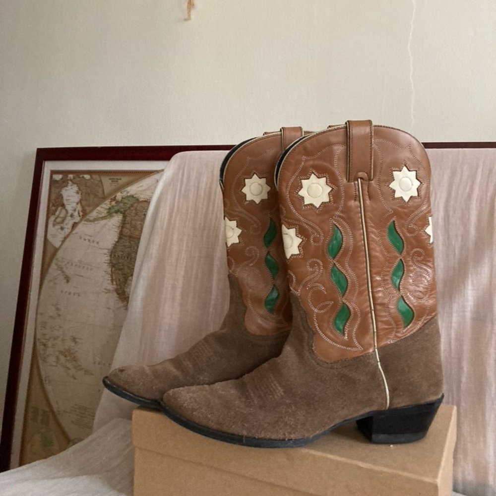Vintage Cowgirl Boots!